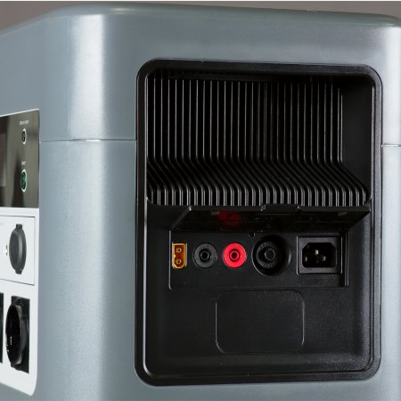 Портативная электростанция FUBAG AS 4800i (аккумулятор LiFePO4) в Владикавказе фото