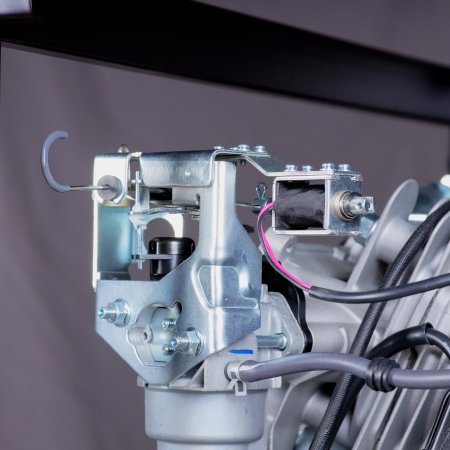 Бензиновый генератор FUBAG BS 8000 DA ES (трехфазный) с электростартером и коннектором автоматики в Владикавказе фото