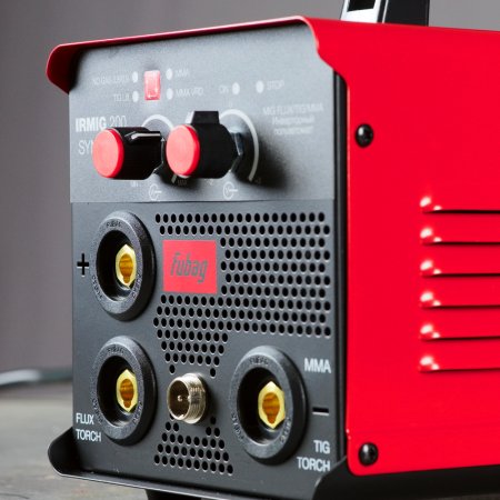 Полуавтомат сварочный FUBAG IRMIG 200 SYN FLUX в Владикавказе фото